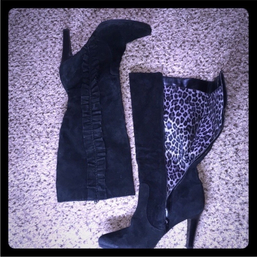 Black Suede Knee High Boots by White Mountain Sz 8.5M
